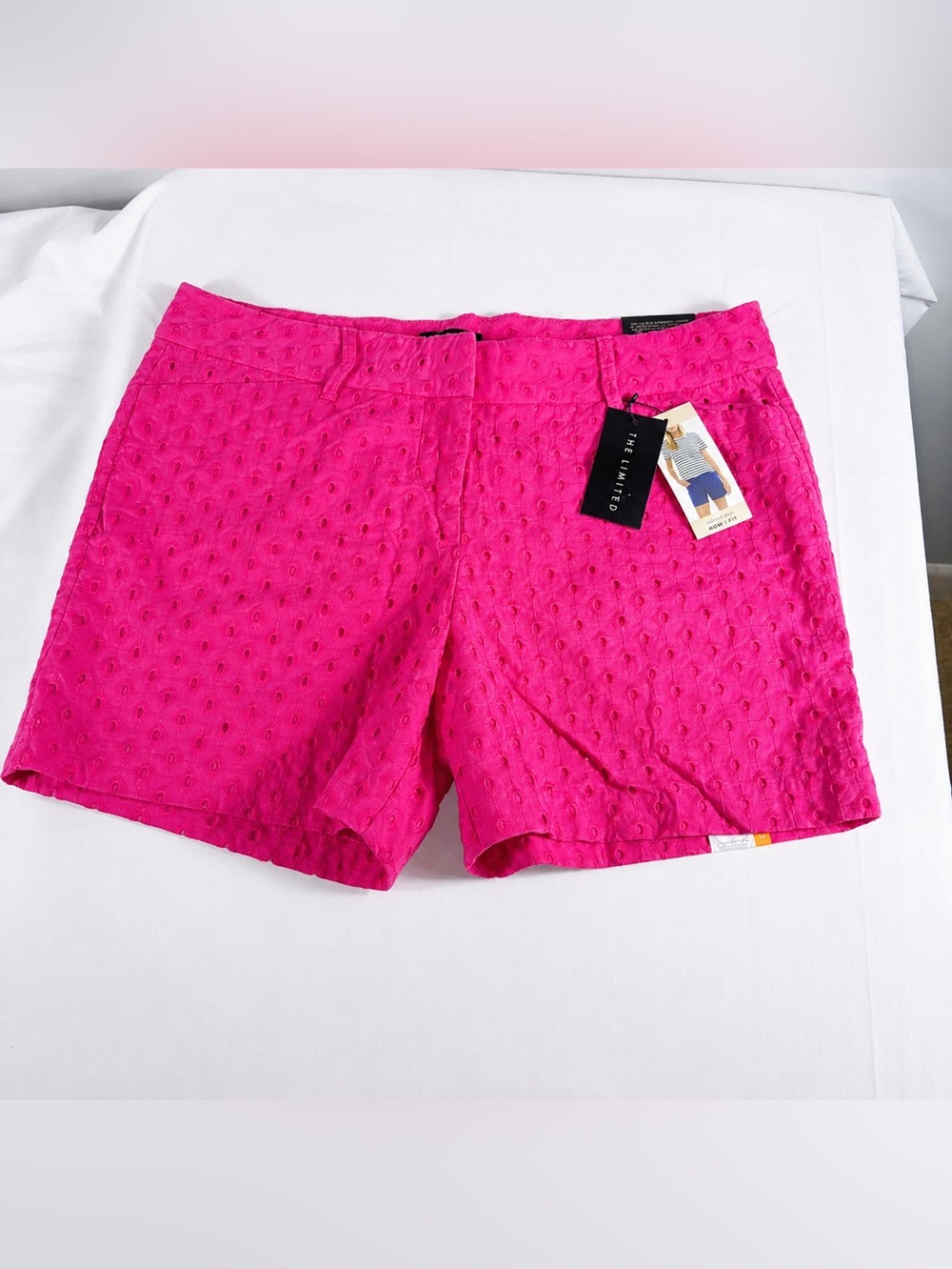 NWT $50 The Limited Hot Pink COTTON Eyelet 5” Inseam Tailor Fit Shorts Size 12